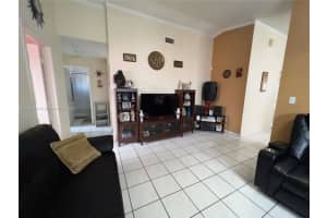12351 NW 98th Ct, Hialeah Gardens, FL 33018, Sold 05/19/22