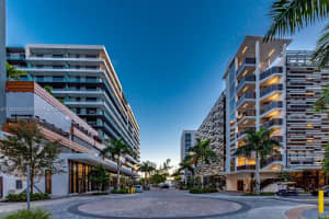 2960 NE 207th St #803, Aventura, FL 33180, Sold 03/25/22