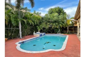17466 NW 91st Ct, Hialeah, FL 33018, Sold 04/07/22