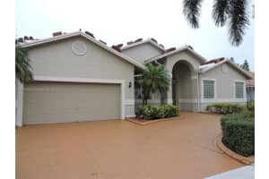 1401 SW 104th Ave, Pembroke Pines, FL 33025, Sold 04/01/22