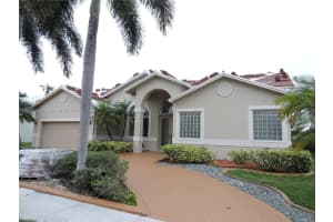 1401 SW 104th Ave, Pembroke Pines, FL 33025, Sold 04/01/22