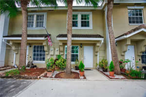 334 SW 121st Terrace, Pembroke Pines, FL 33025, Sold 03/17/22