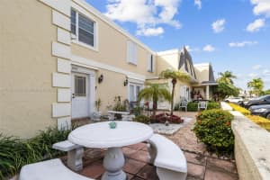 905 NE 24th Ave, Hallandale Beach, FL 33009, Sold 03/23/22