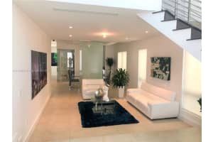 3453 NW 84th Ct, Doral, FL 33122, Sold 03/28/22