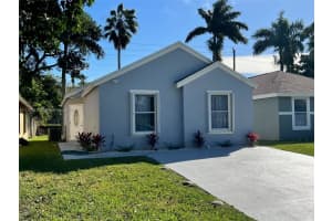 917 SW 7th Ct, Homestead, FL 33034, Sold 03/09/22