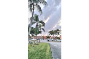 8826 W McNab Rd, Tamarac, FL 33321, Sold 04/29/22