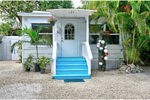 124 Lowe St, Tavernier, FL 33070, Sold 04/25/22