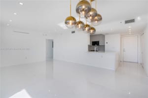 18800 NE 29th Ave, Miami, FL 33180, Sold 03/18/22