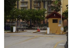 4719 NW 7th St, Miami, FL 33126, Sold 03/30/22