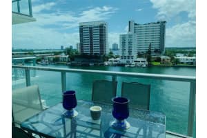 7928 East Dr, North Bay Village, FL 33141, Sold 04/13/22