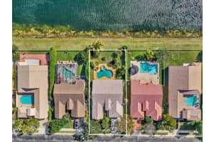 425 SW 198th Terrace, Pembroke Pines, FL 33029, Sold 03/18/22