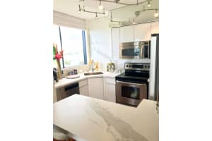 1330 West Ave, Miami Beach, FL 33139, Sold 03/23/22