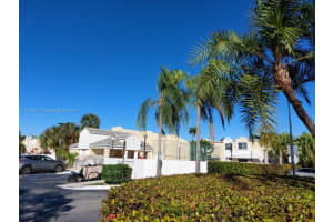 4530 SW 68th Ct Cir, Miami, FL 33155, Sold 02/17/22
