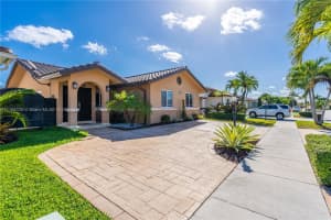 4901 SW 146th Ave, Miami, FL 33175, Sold 04/19/22