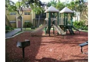 4501 Treehouse Ln, Tamarac, FL 33319, Sold 03/16/22