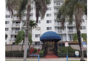 1251 NE 108th St APT 323, Miami, FL 33161, Sold 03/25/22