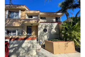 7917 NW 7th Ct, Plantation, FL 33324, Sold 04/06/22