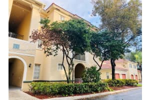 2548 Centergate Dr APT 306, Miramar, FL 33025, Sold 04/25/22
