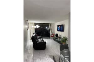9688 Fontainebleau Blvd APT 609, Miami, FL 33172, Sold 03/18/22