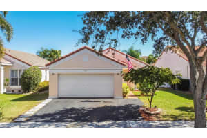 816 Sand Creek Cir, Weston, FL 33327, Sold 03/25/22