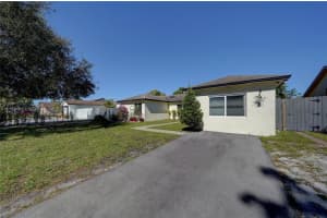 5819 NW 198th Terrace, Hialeah, FL 33015, Sold 03/02/22