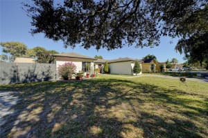 5819 NW 198th Terrace, Hialeah, FL 33015, Sold 03/02/22