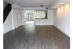 2306 NE 7th St, Hallandale Beach, FL 33009, Sold 03/10/22