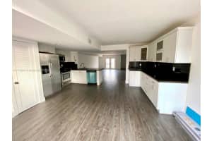 2306 NE 7th St, Hallandale Beach, FL 33009, Sold 03/10/22