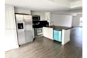 2306 NE 7th St, Hallandale Beach, FL 33009, Sold 03/10/22