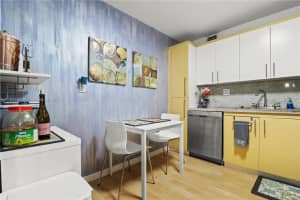 18151 NE 31st Ct APT 1614, Aventura, FL 33160, Sold 05/31/22