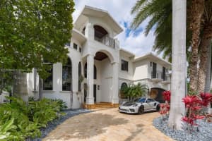 527 Royal Plaza Dr, Fort Lauderdale, FL 33301, Sold 05/23/22