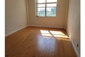 1455 N Treasure Dr #4k, North Bay Village, FL 33141, Sold 07/14/22