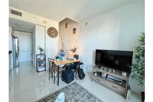 60 SW 13th St #1817, Miami, FL 33130, Sold 04/04/22