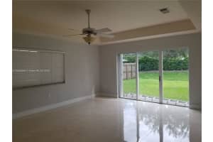 2934 NE 3rd Dr, Homestead, FL 33033, Sold 04/25/22