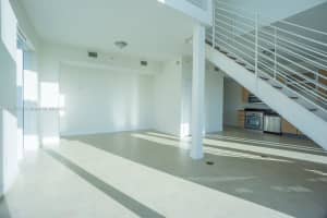 60 SW 13th St #4213, Miami, FL 33130, Sold 04/29/22