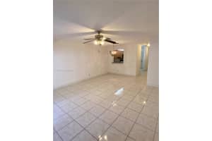 12057 S Las Palmas Dr, Pembroke Pines, FL 33025, Sold 05/05/22