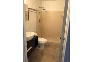 935 NE 199th St Apt 205-16, Miami, FL 33179, Sold 03/17/22