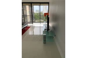 3301 N Country Club Dr #606, Miami, FL 33180, Sold 03/25/22