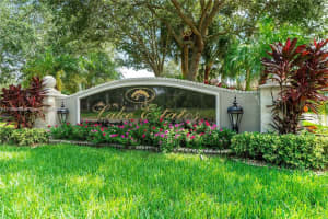 8363 N Lake Forest Dr, Davie, FL 33328, Sold 03/31/22