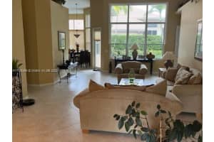 8363 N Lake Forest Dr, Davie, FL 33328, Sold 03/31/22