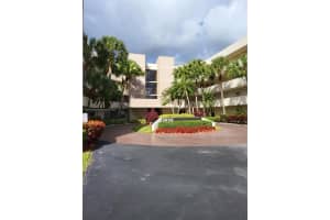 5650 Camino Del Sol #305, Boca Raton, FL 33433, Sold 04/14/22