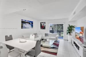 240 NW 107th Ave APT 203, Miami, FL 33172, Sold 05/27/22