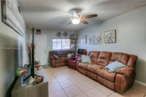 3542 W 80th St UNIT 101, Hialeah, FL 33018, Sold 04/12/22
