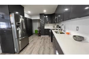 18003 NW 78th Ave, Hialeah, FL 33015, Sold 04/28/22