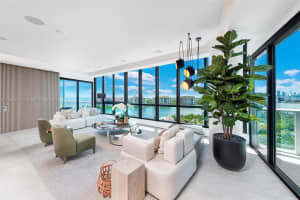 100 South Pointe Dr, Miami Beach, FL 33139, Sold 02/28/22