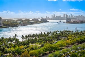 100 South Pointe Dr, Miami Beach, FL 33139, Sold 02/28/22