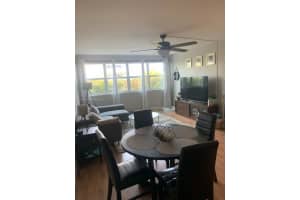 111 Golden Isles Dr APT B5, Hallandale Beach, FL 33009, Sold 04/18/22
