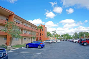 8822 W McNab Rd APT 302, Tamarac, FL 33321, Sold 04/08/22
