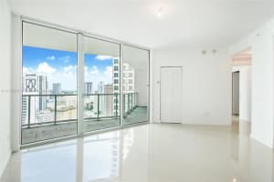 300 S Biscayne Blvd t 3407, Miami, FL 33131, Sold 03/10/22