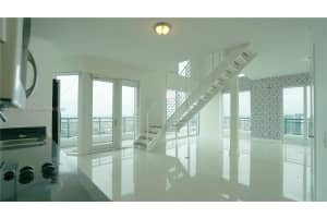 60 SW 13th St #4813, Miami, FL 33130, Sold 10/13/22
